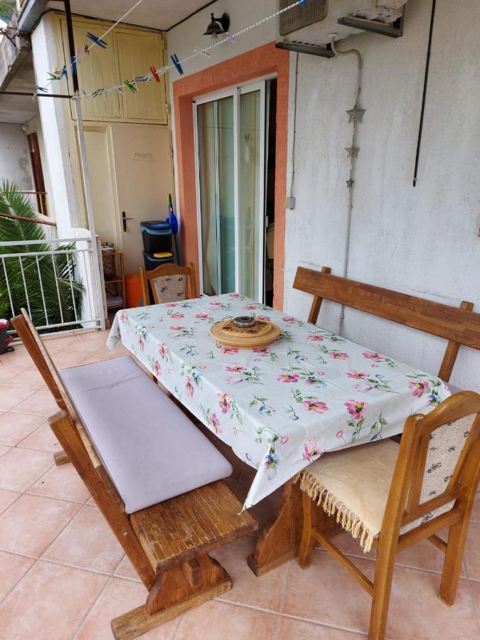 Apartman Gabriel Podgora Luaran gambar
