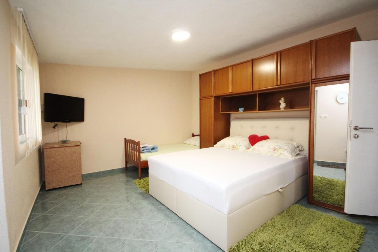 Apartman Gabriel Podgora Luaran gambar